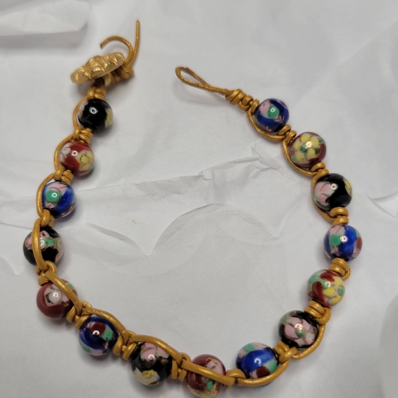 Bracelets - Picture 10 of 11